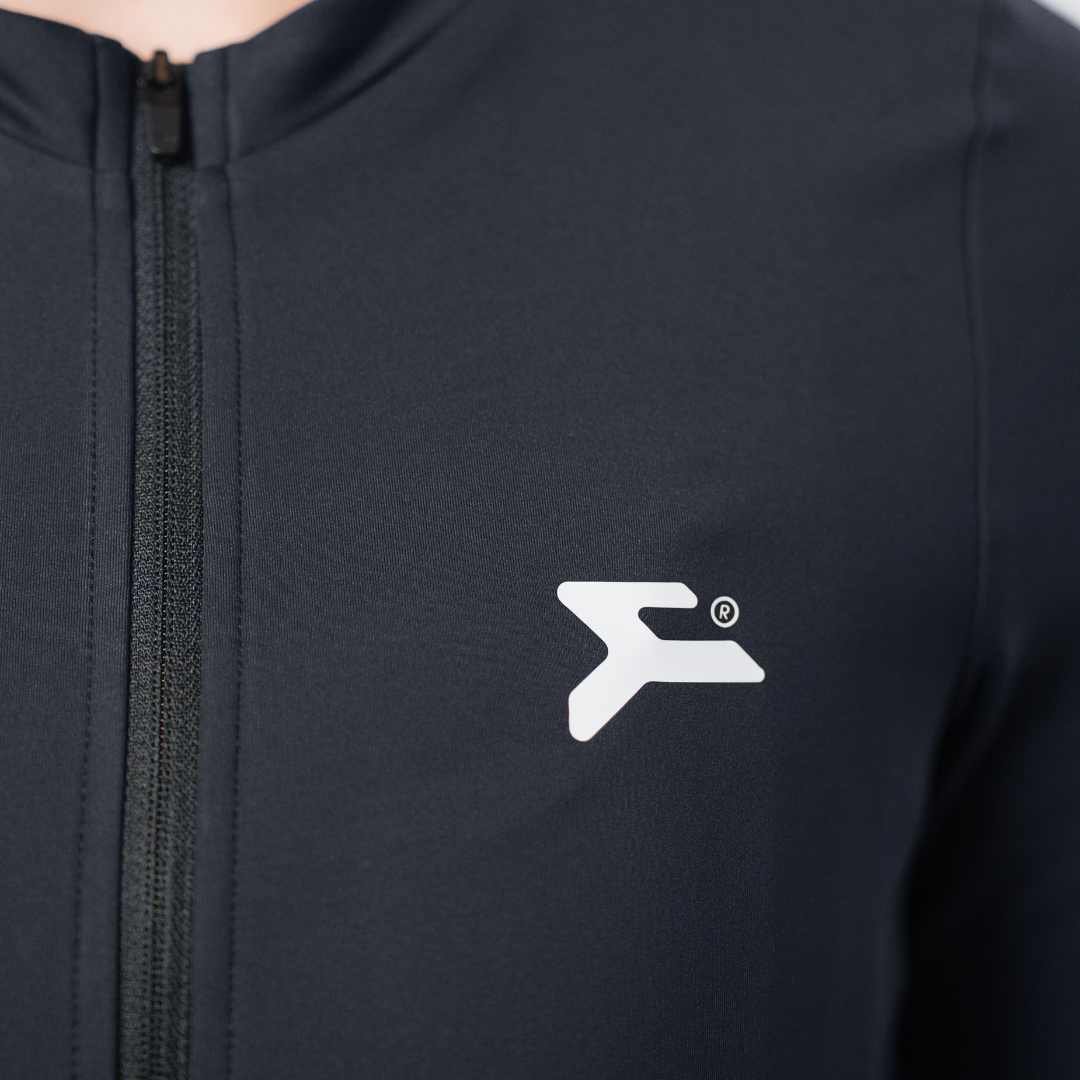 BLACK THERMAL JACKET