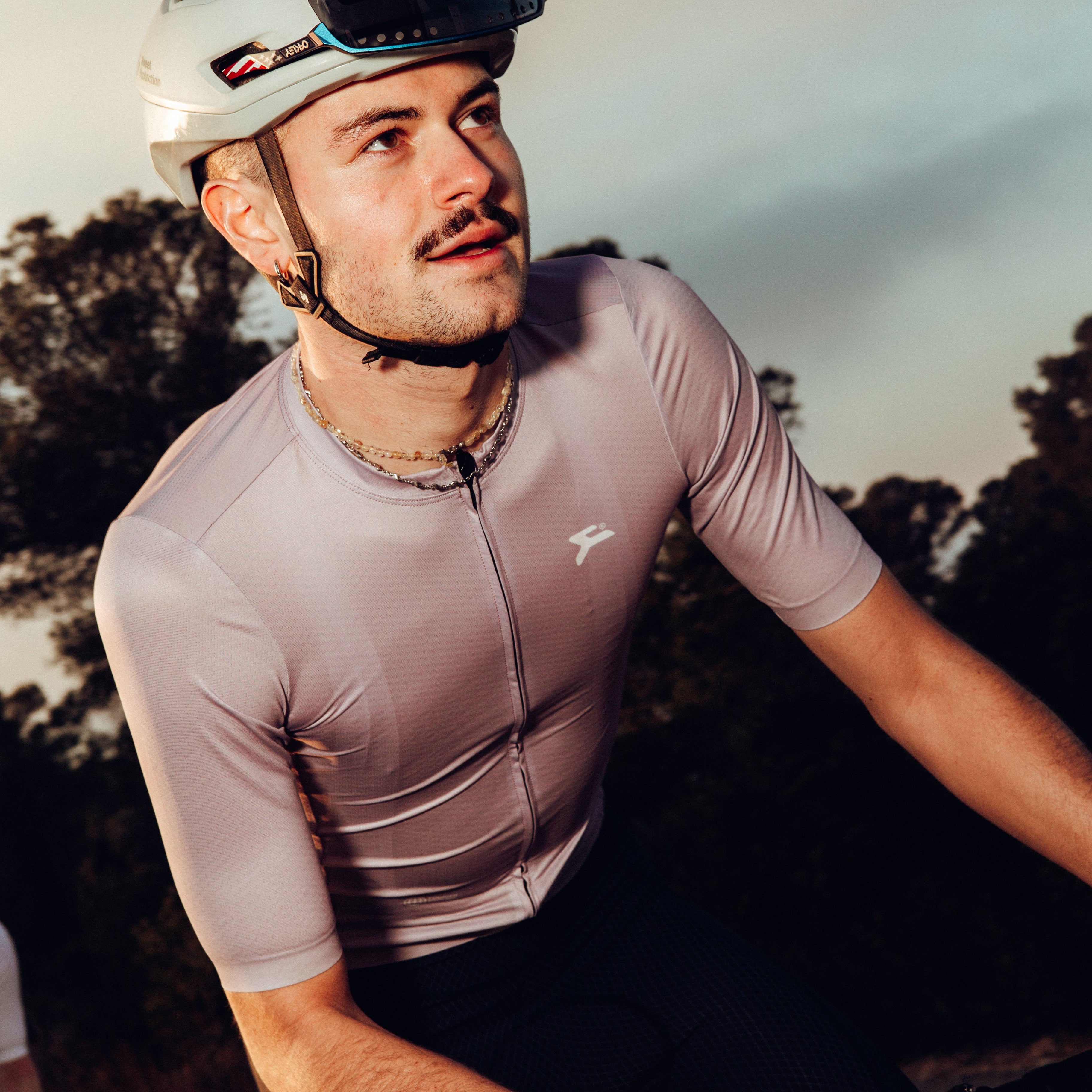 SS26 MID MAILLOT MORADO