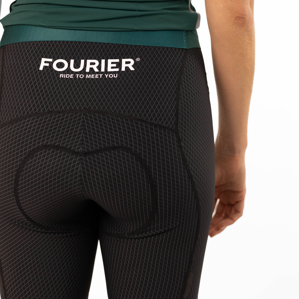 SS26 WOMEN'S BLACK BIBS