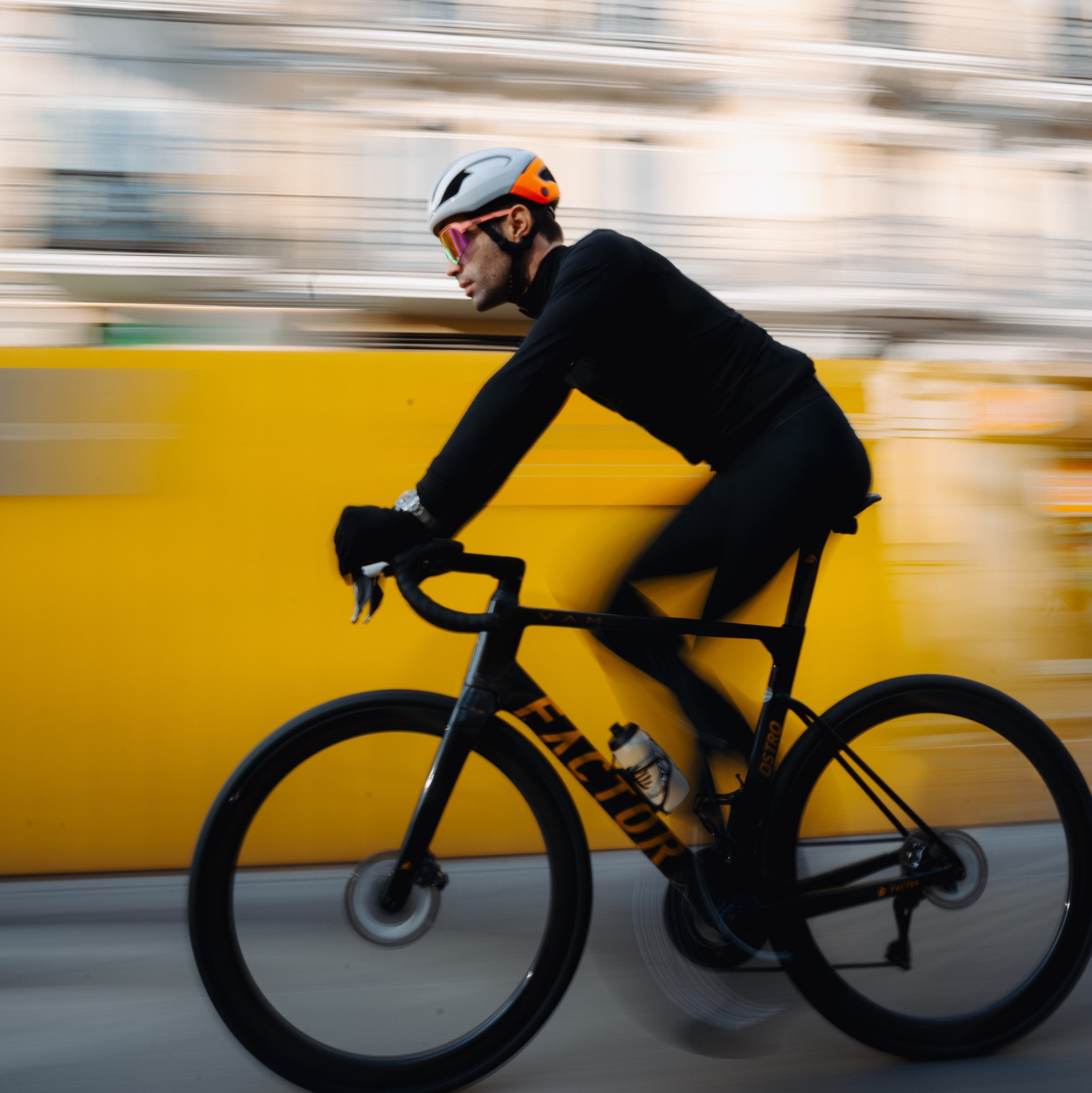 CORTAVIENTOS AERO NEGRO