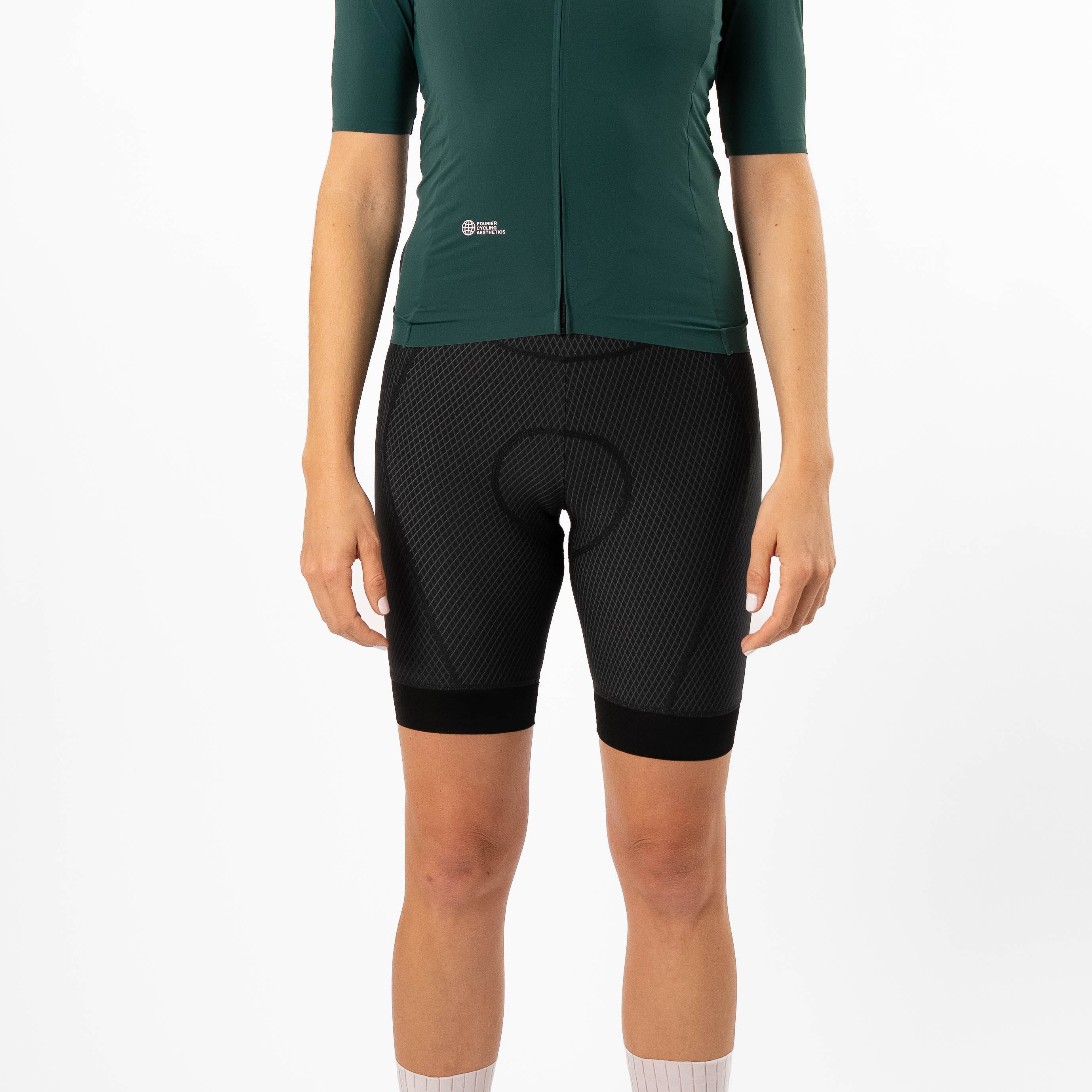 SS26 WOMEN'S BLACK BIBS