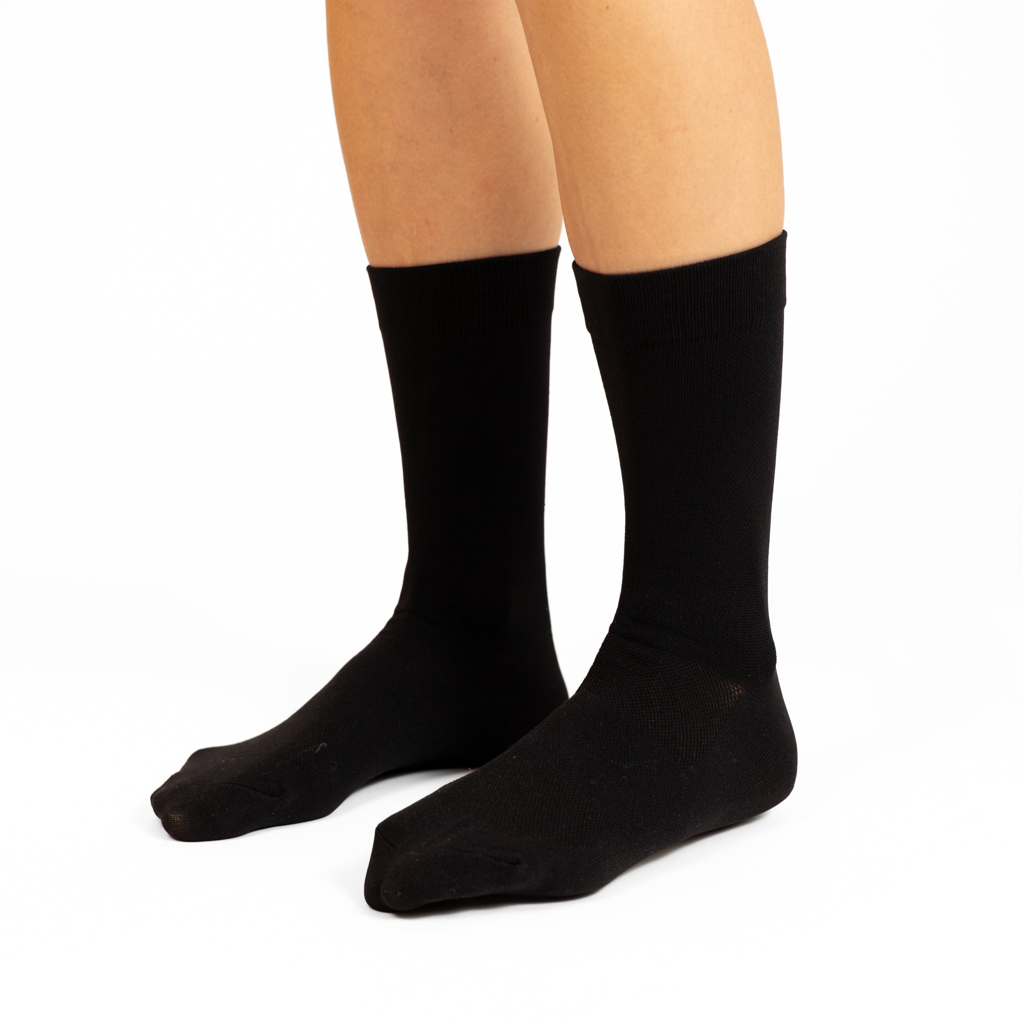 BASIC BLACK SOCKS