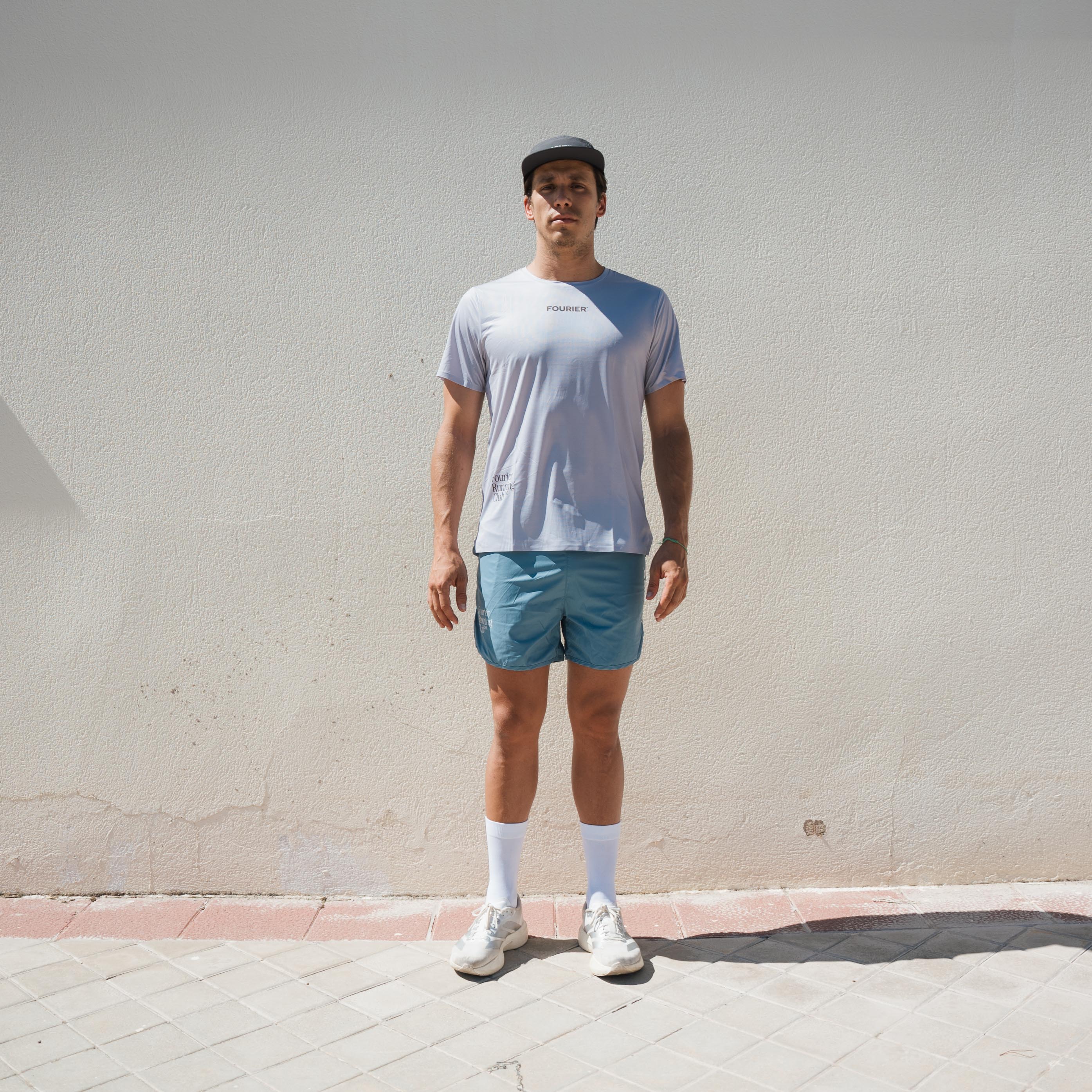 ULTRA LIGHT RUNNING T-SHIRT HOMBRE GRIS