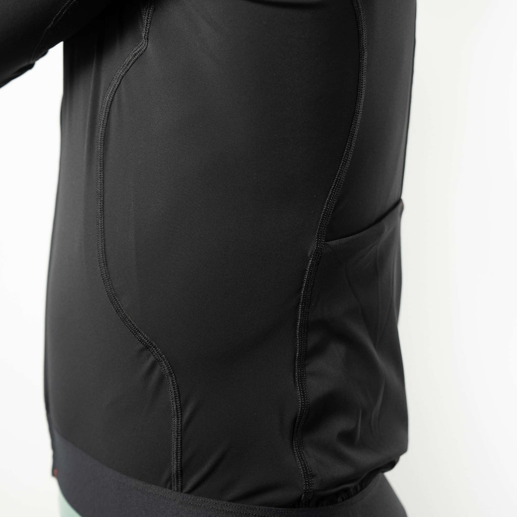 MAGLIA NERA CROSSOVER